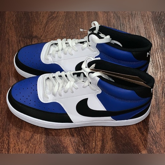 Nike size 10